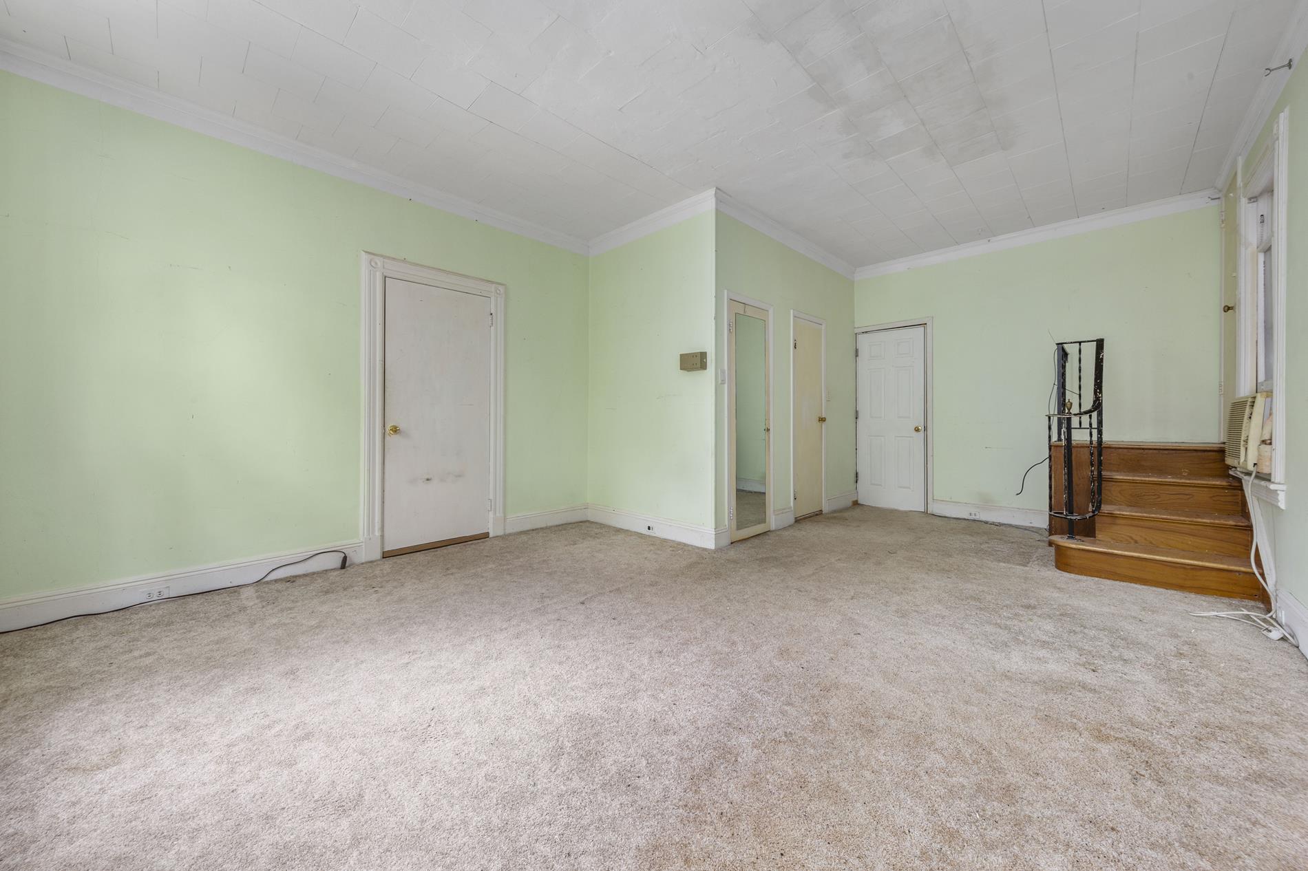 20-22 Menahan Street