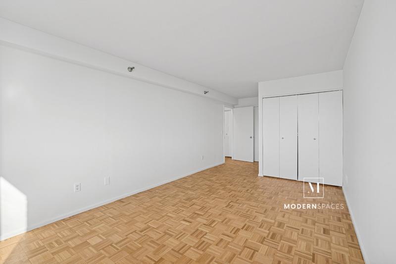 4-74 48th Avenue 35L