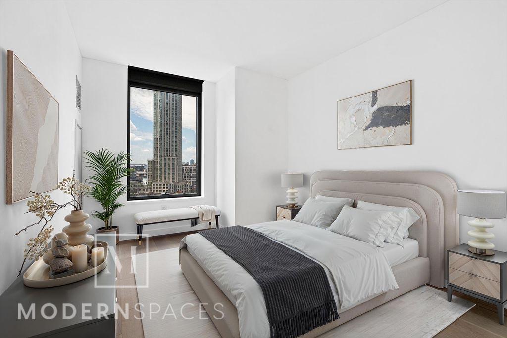 3 Court Square 910