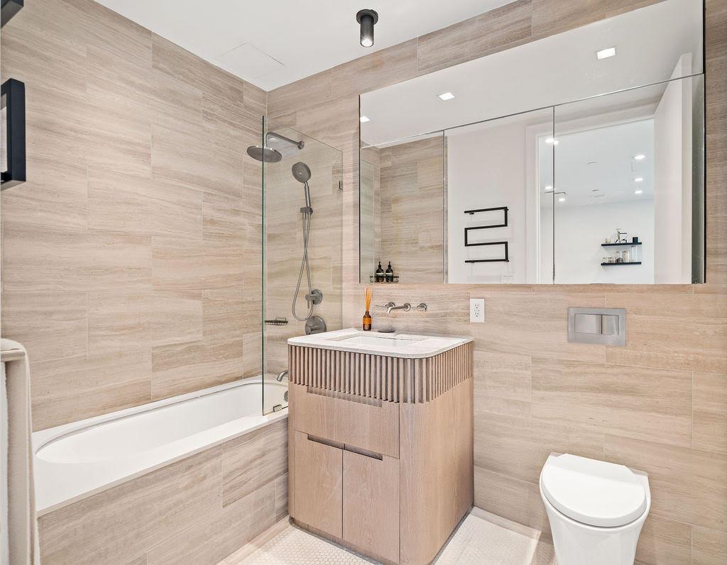 550 Metropolitan Avenue 3B