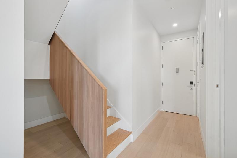 42-98 Saull Street 401