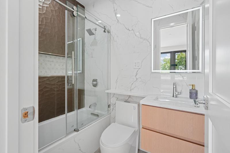 42-98 Saull Street 402