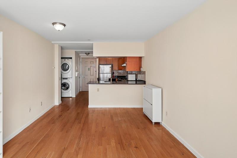 63-14 Boulevard 6-C