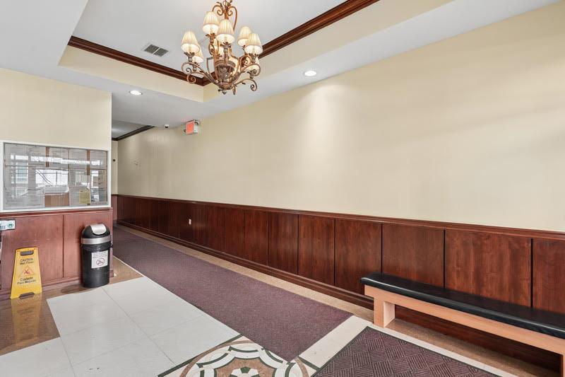 63-14 Boulevard 6-C