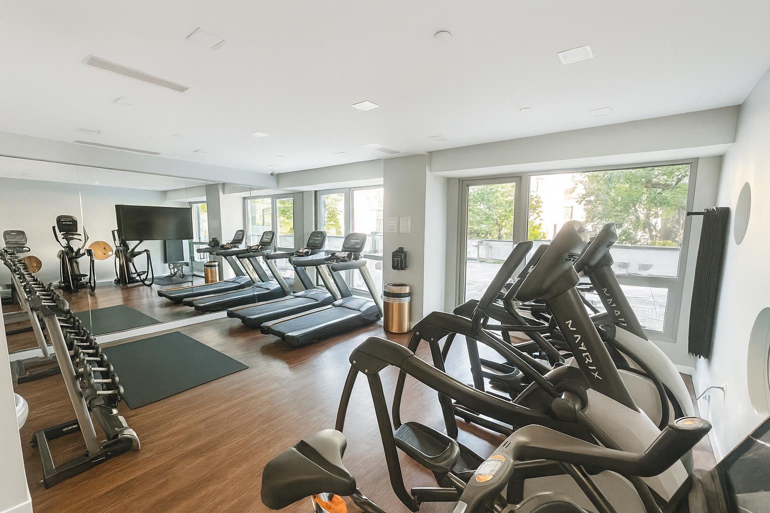 22-43 Jackson Avenue 8-D