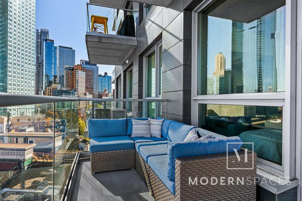 22-43 Jackson Avenue 8-D