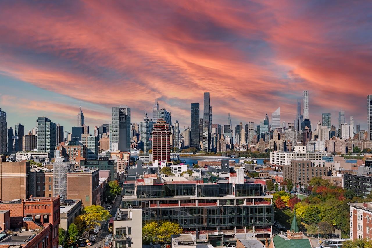 22-43 Jackson Avenue 8-D