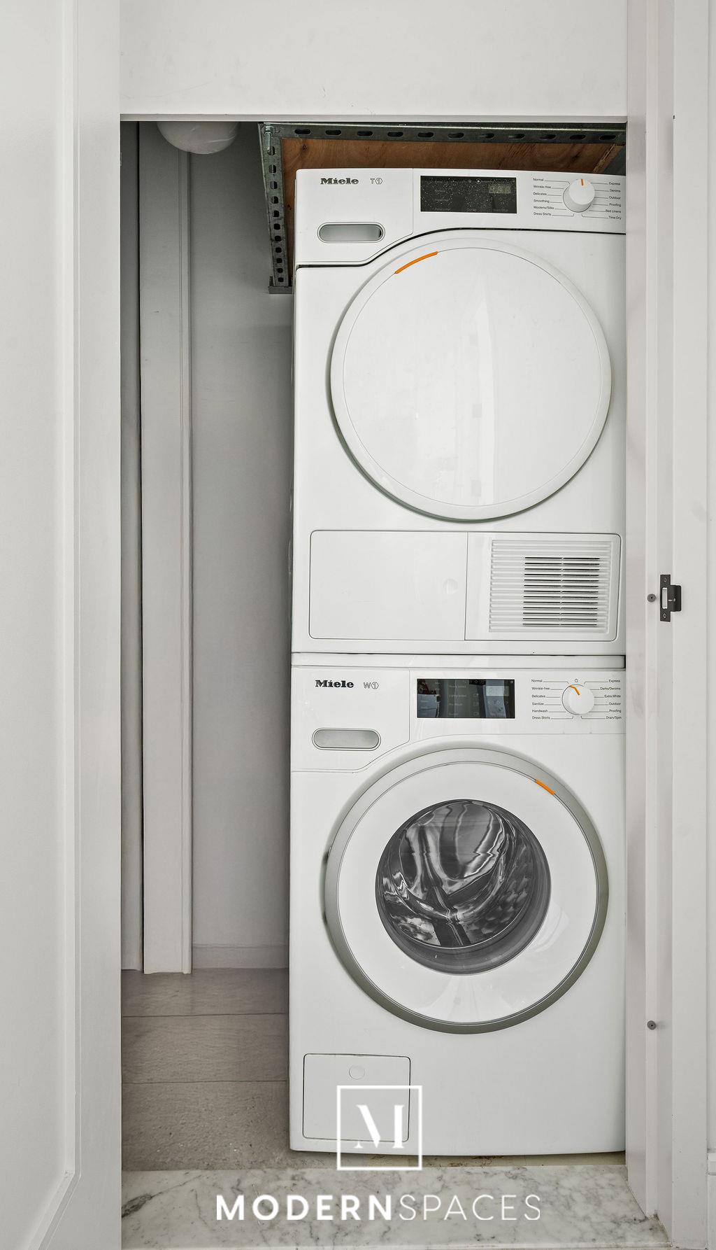 22-43 Jackson Avenue 8-D