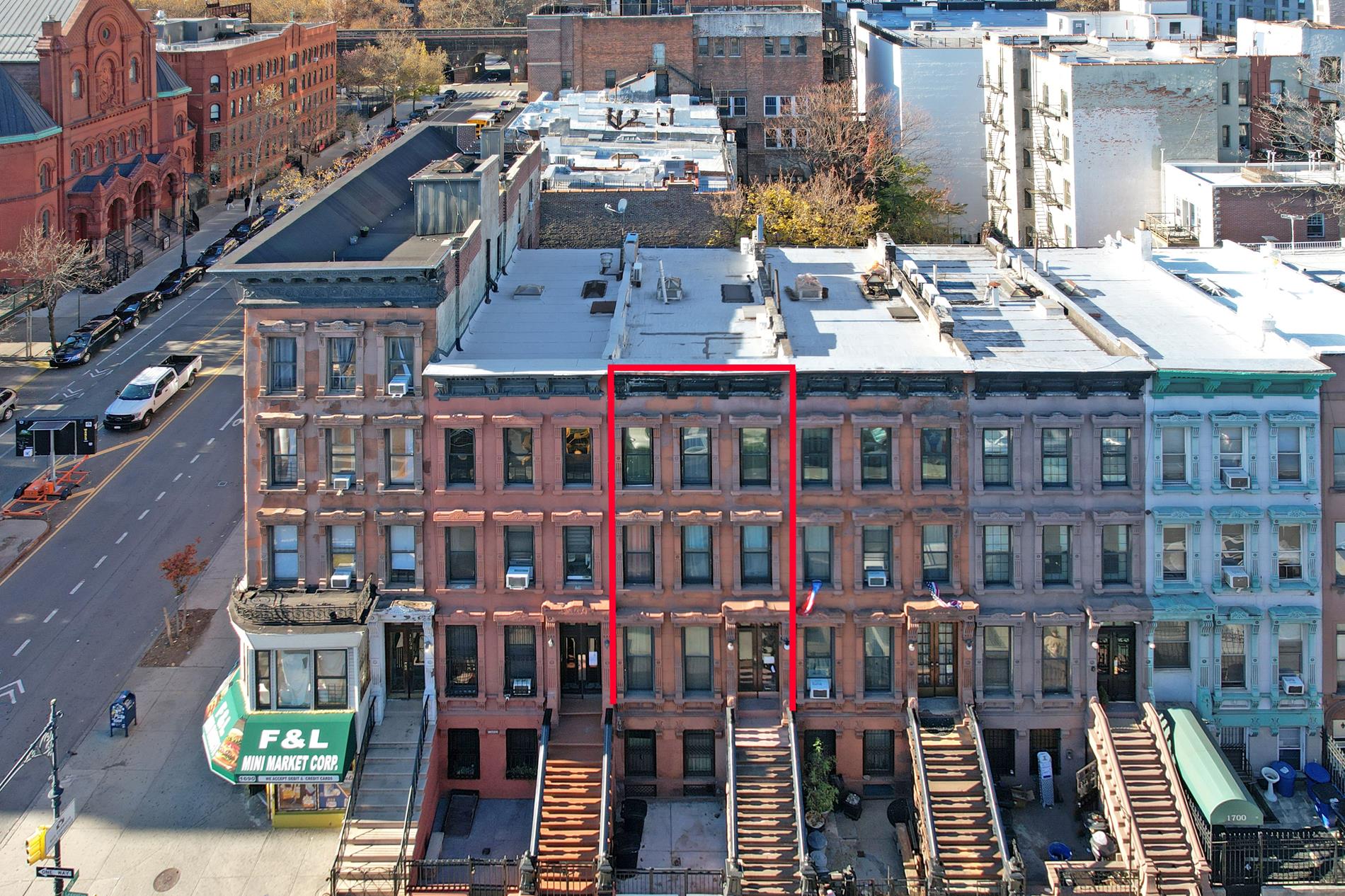 1694 Lexington Avenue