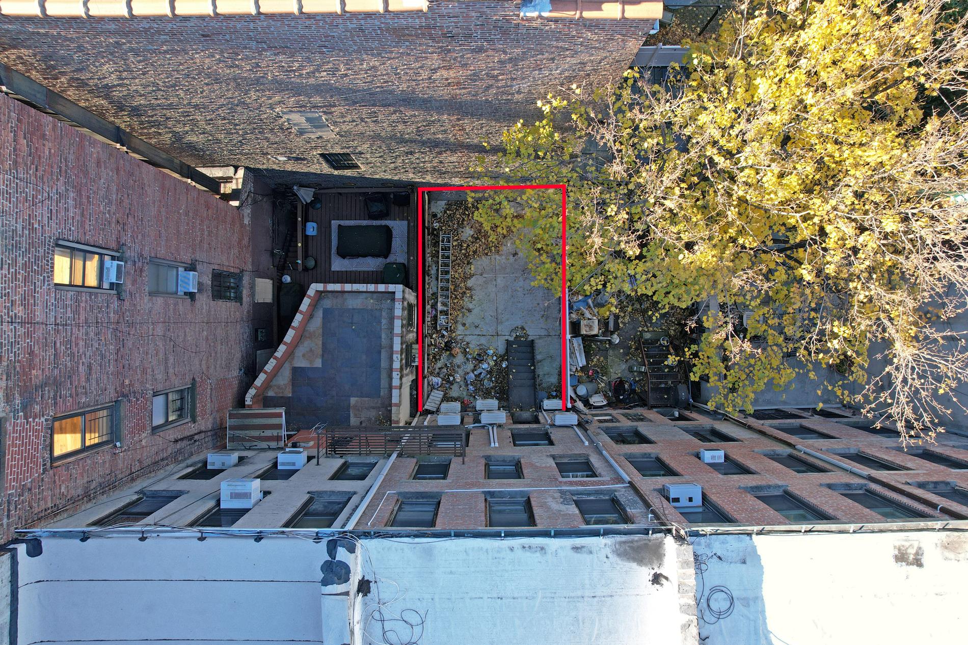 1694 Lexington Avenue