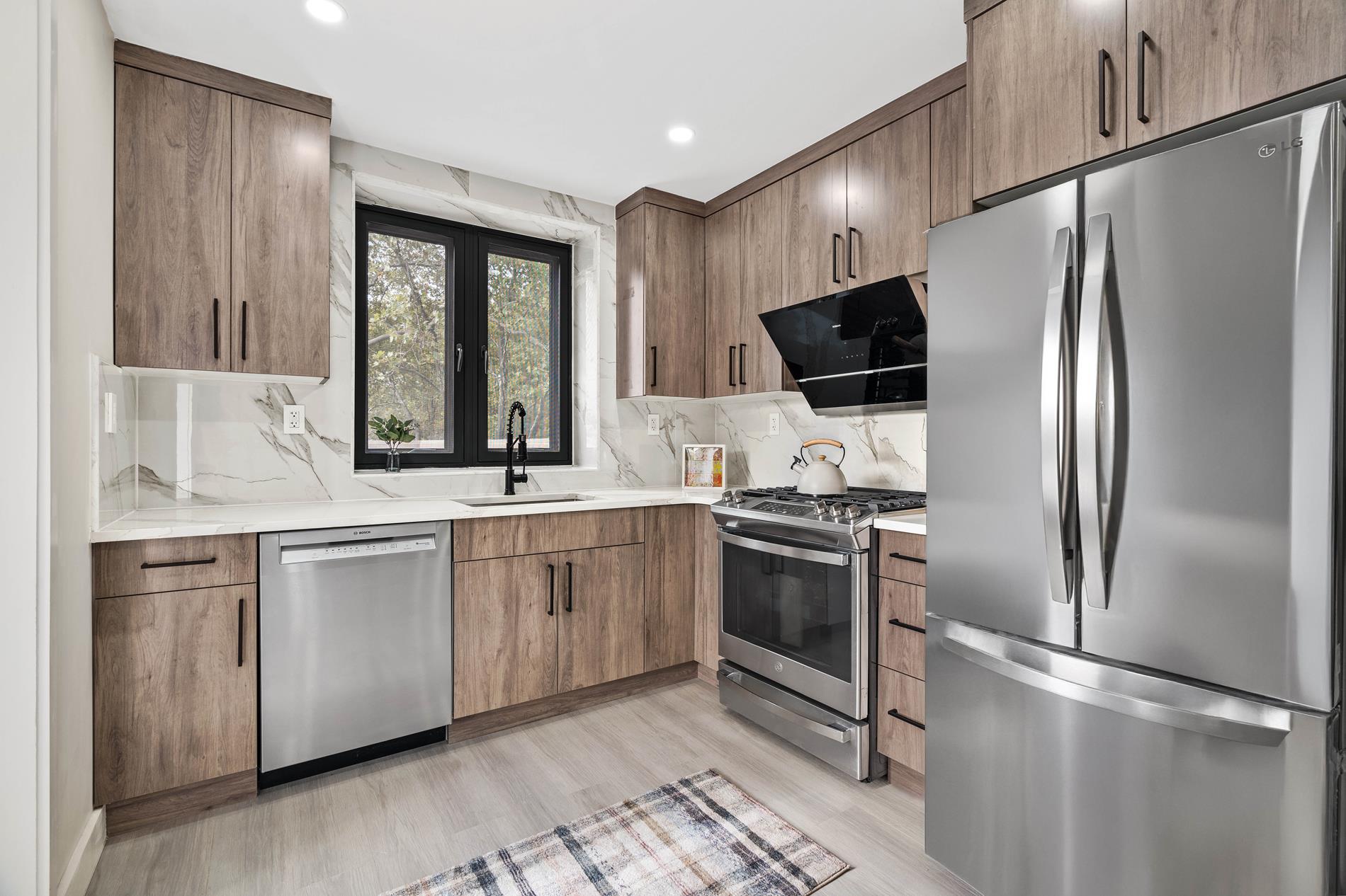 1546 Broadway 2-B