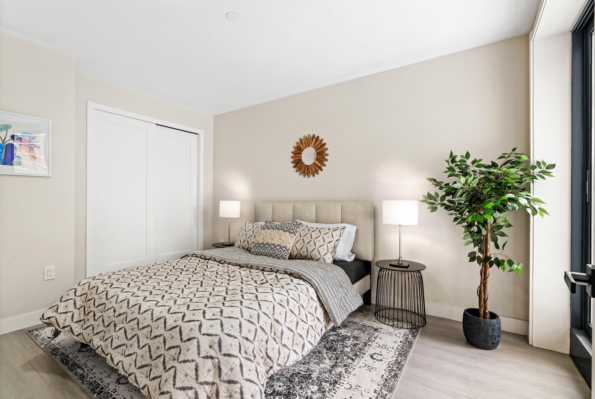 1546 Broadway 2-B