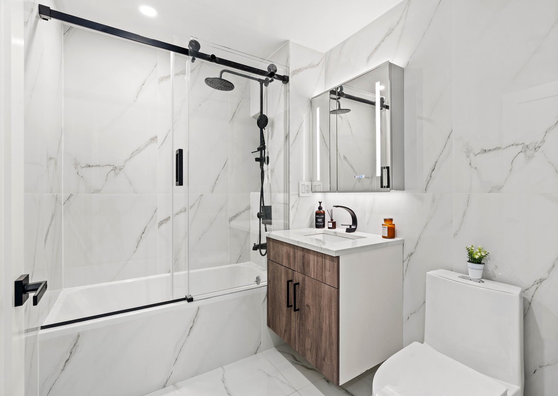1546 Broadway 2-B