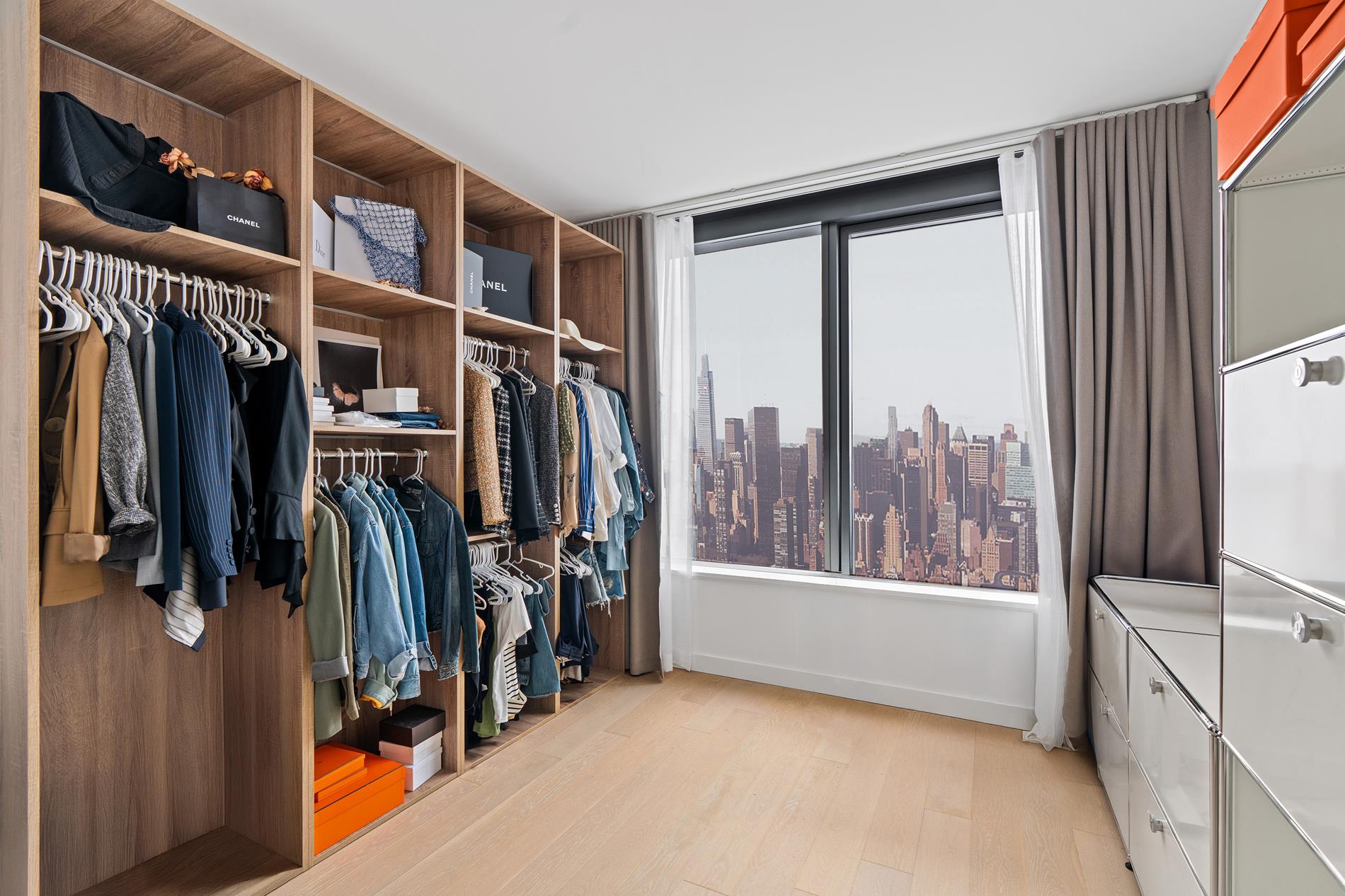 3 Court Square 2902