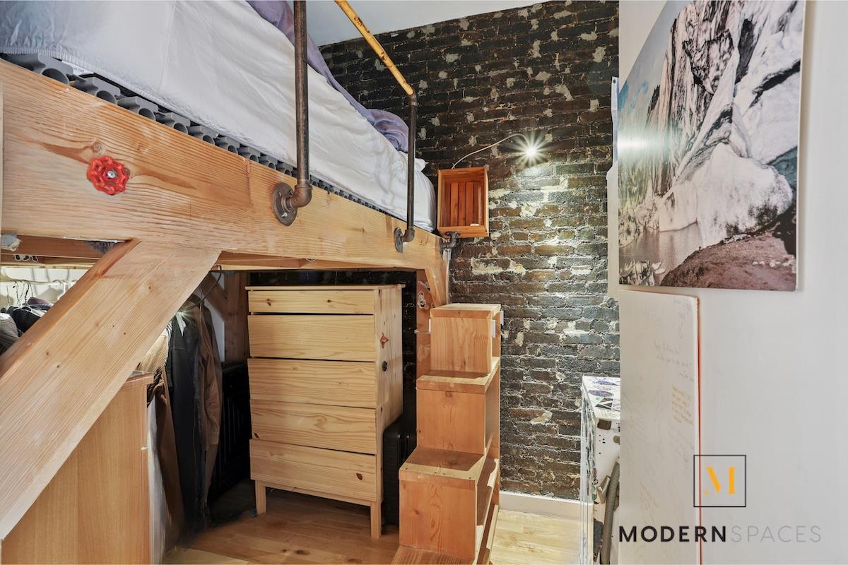 76 Richardson Street 8