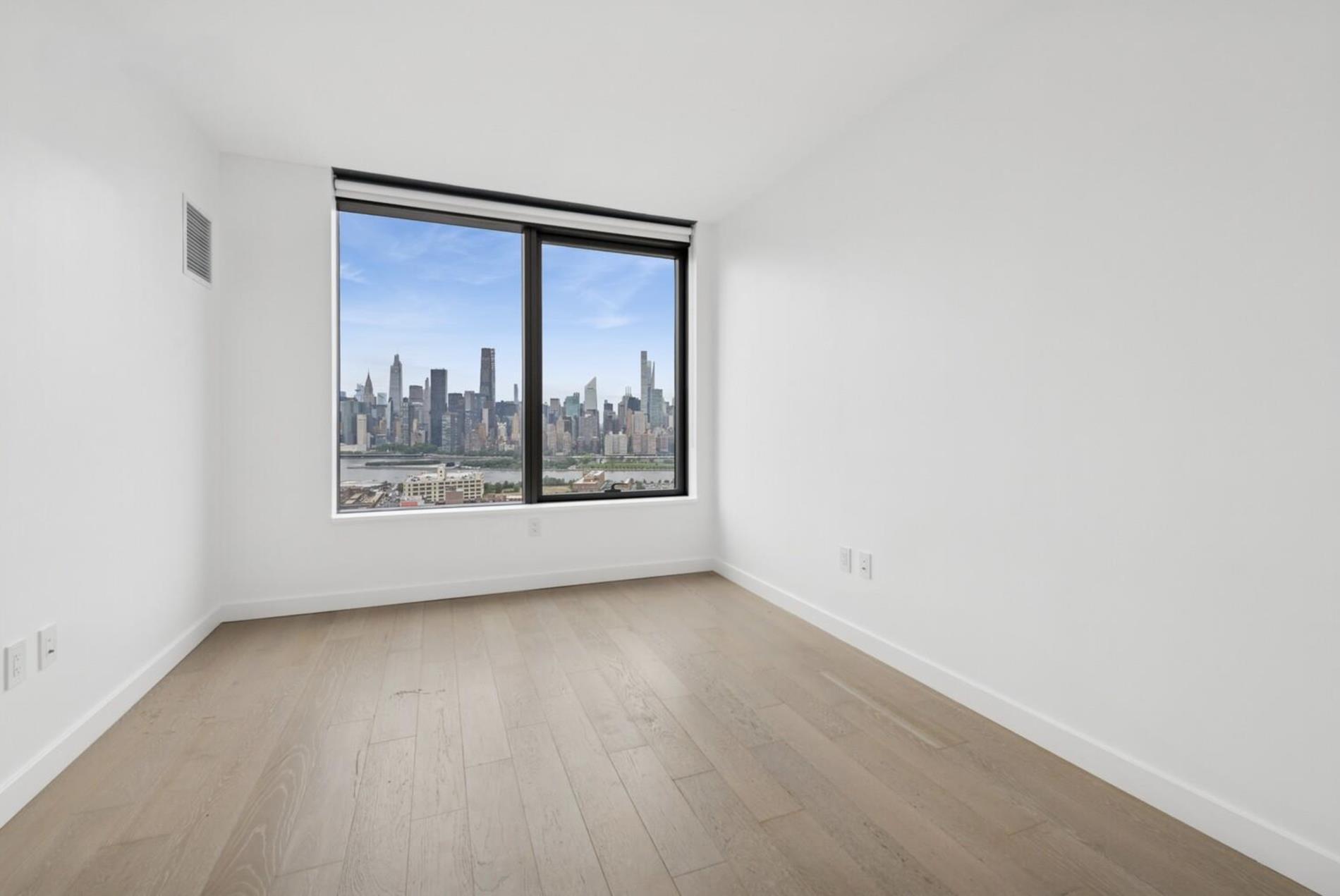 3 Court Square 3201