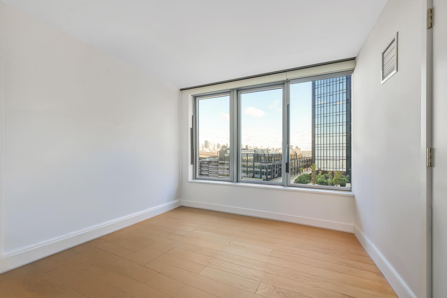 3 Court Square 902
