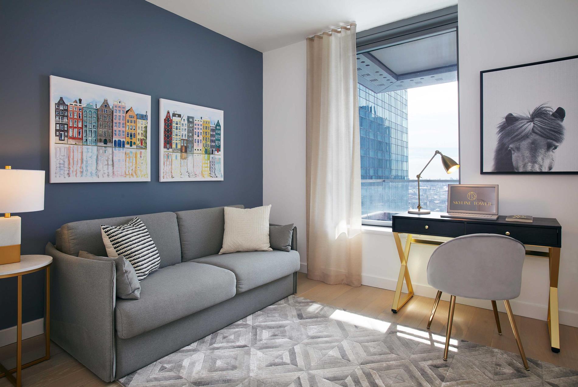 3 Court Square 902