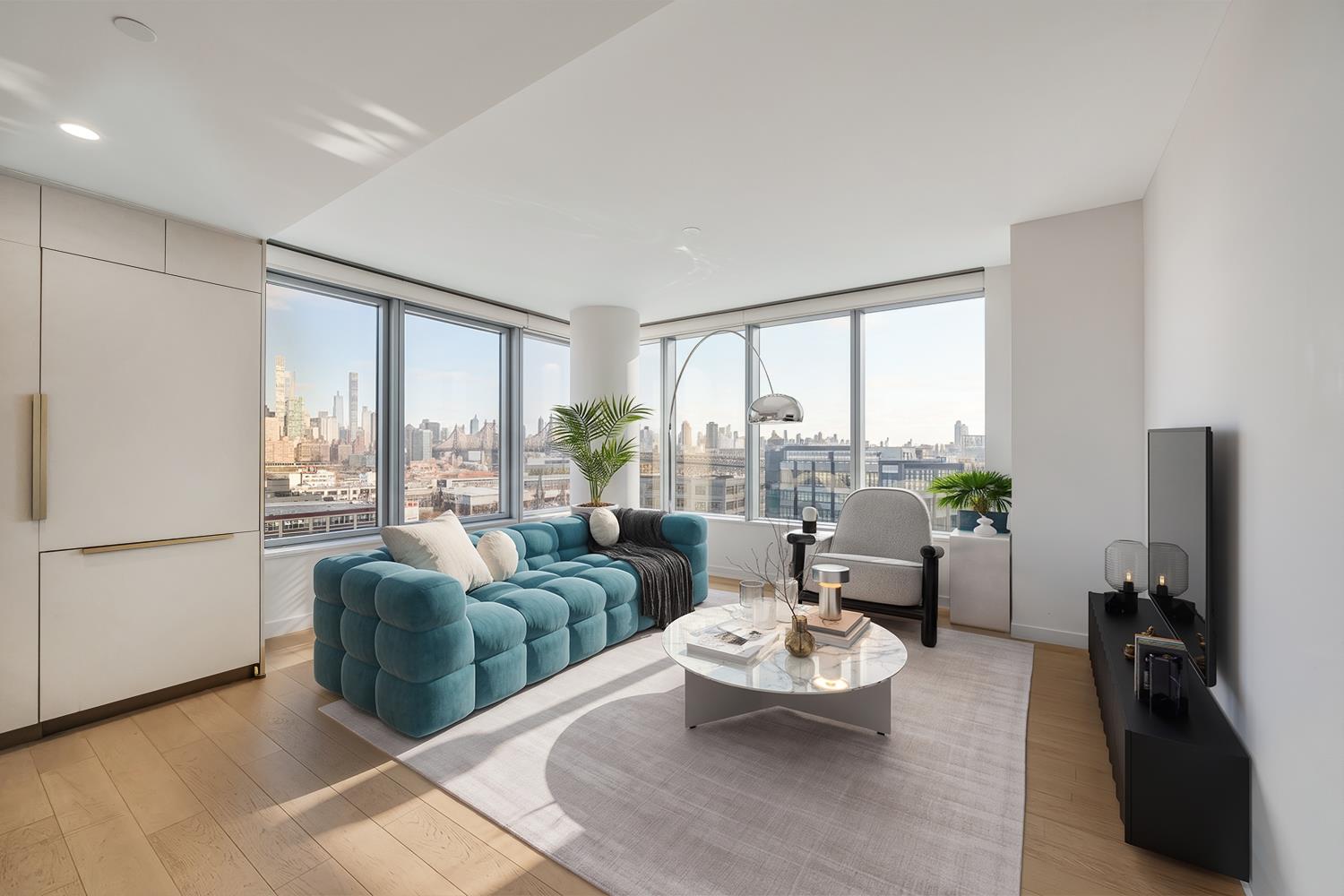 3 Court Square 902