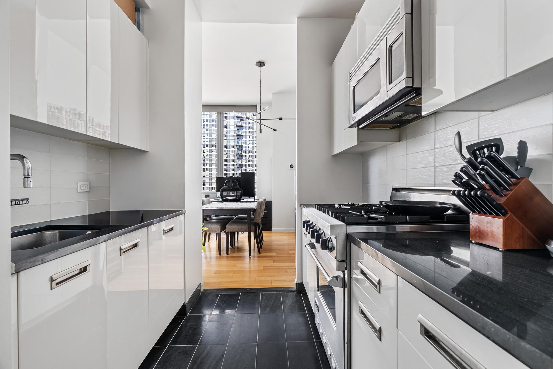 46-30 Center Boulevard 1503
