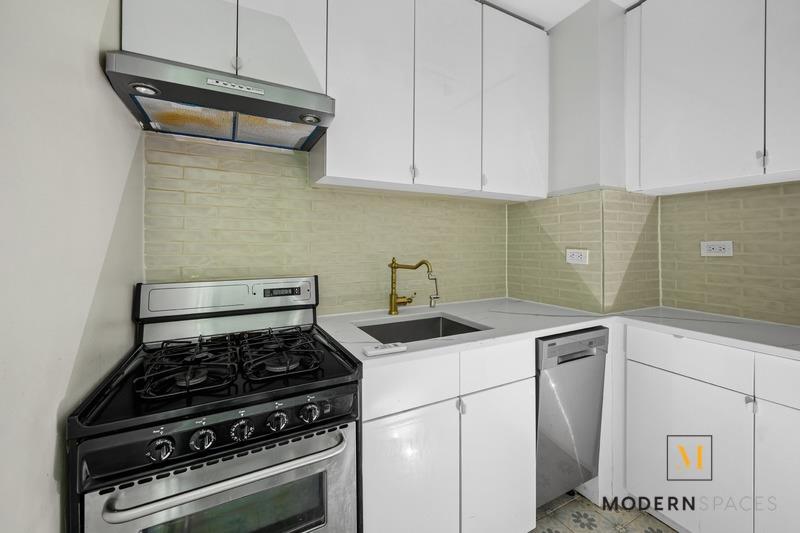 195 Willoughby Avenue 408