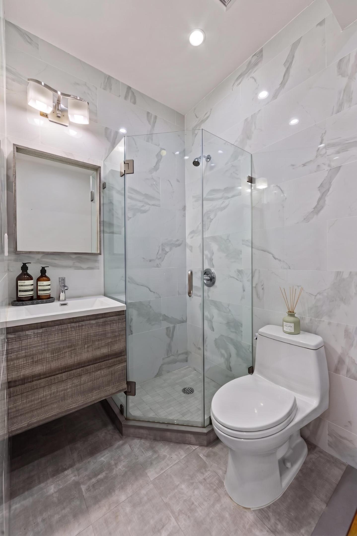 174 Ave S