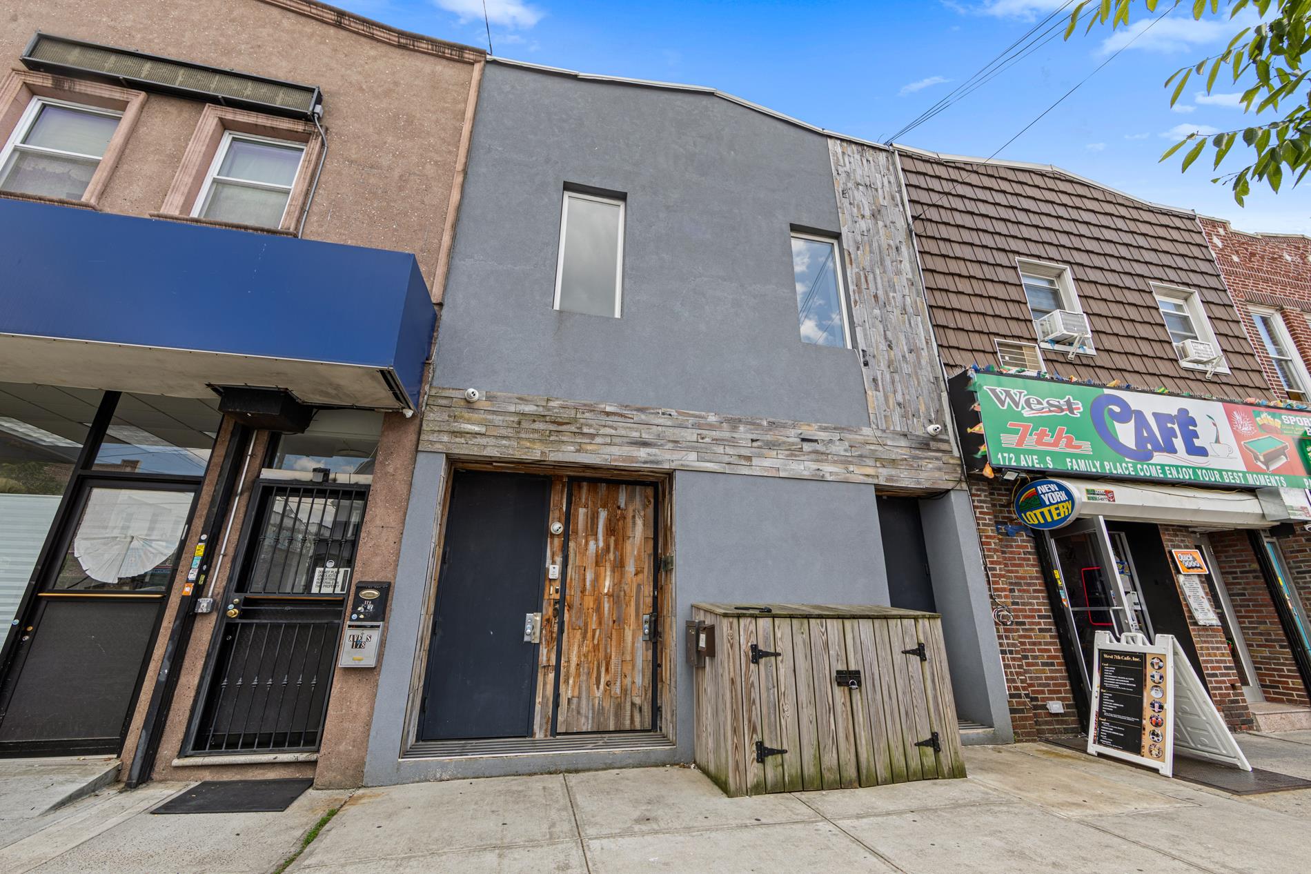 174 Ave S