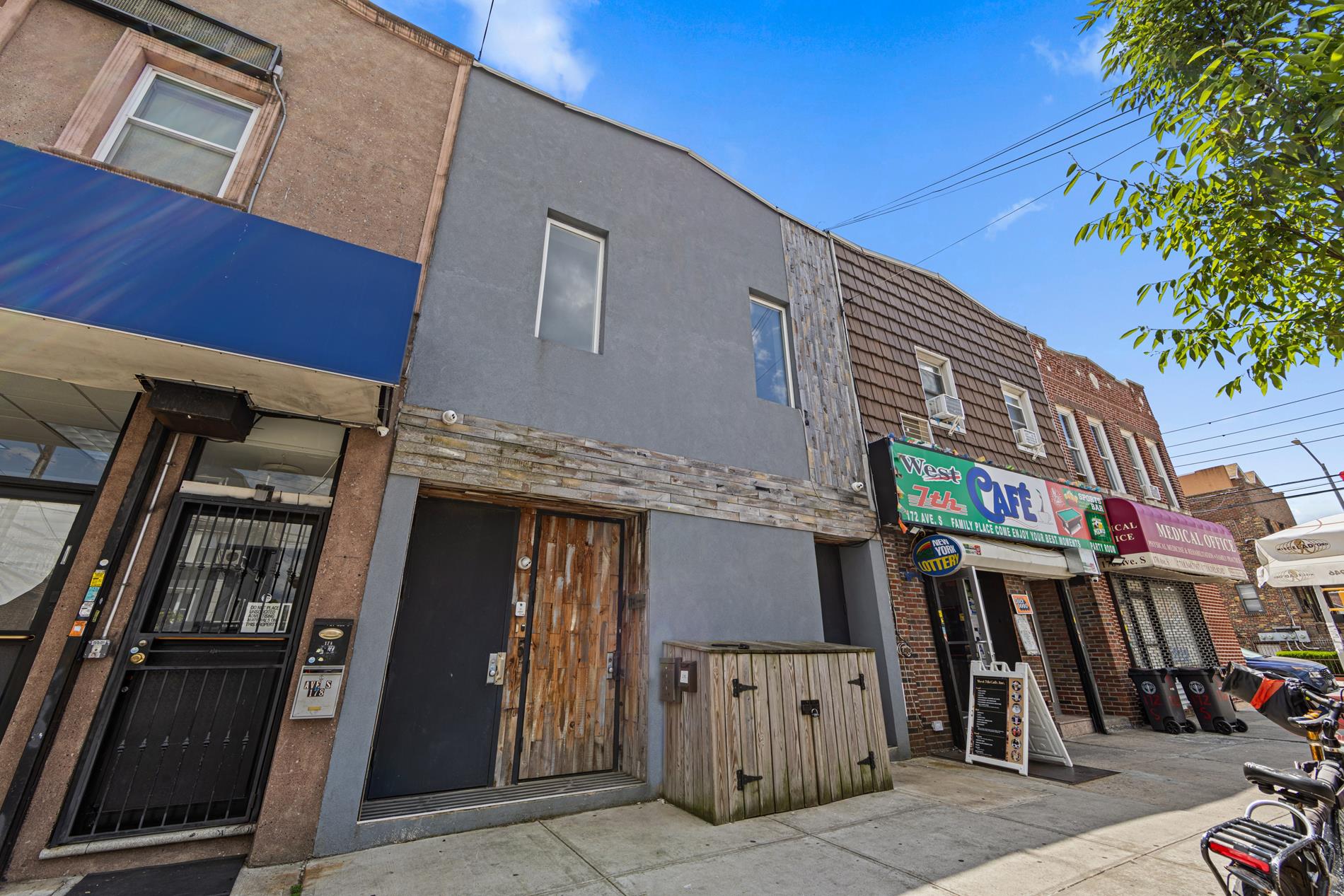 174 Ave S