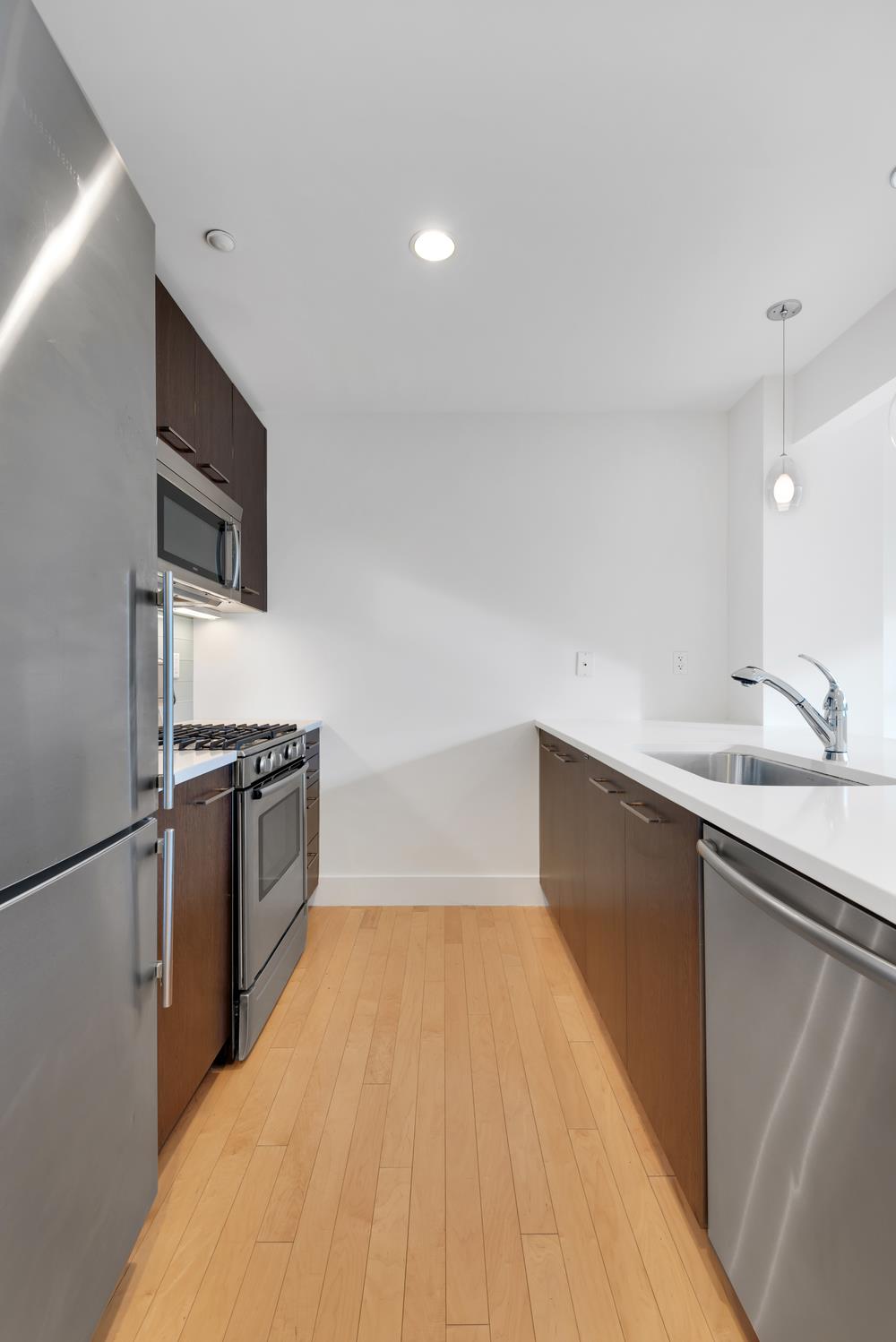 5-09 48th Avenue 3H