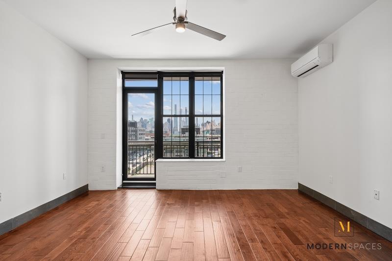 42-60 Crescent Street 7E