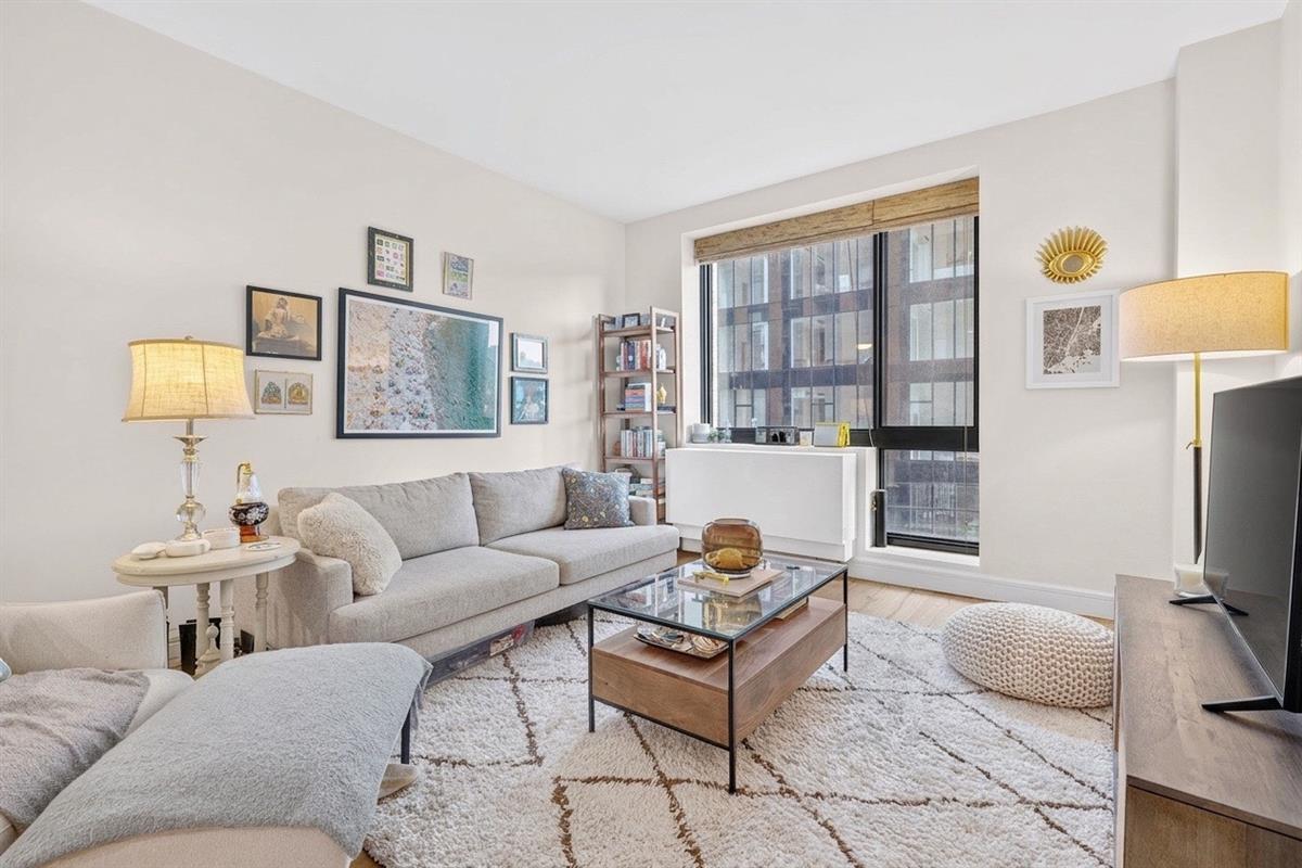 25-21 43rd Avenue 302