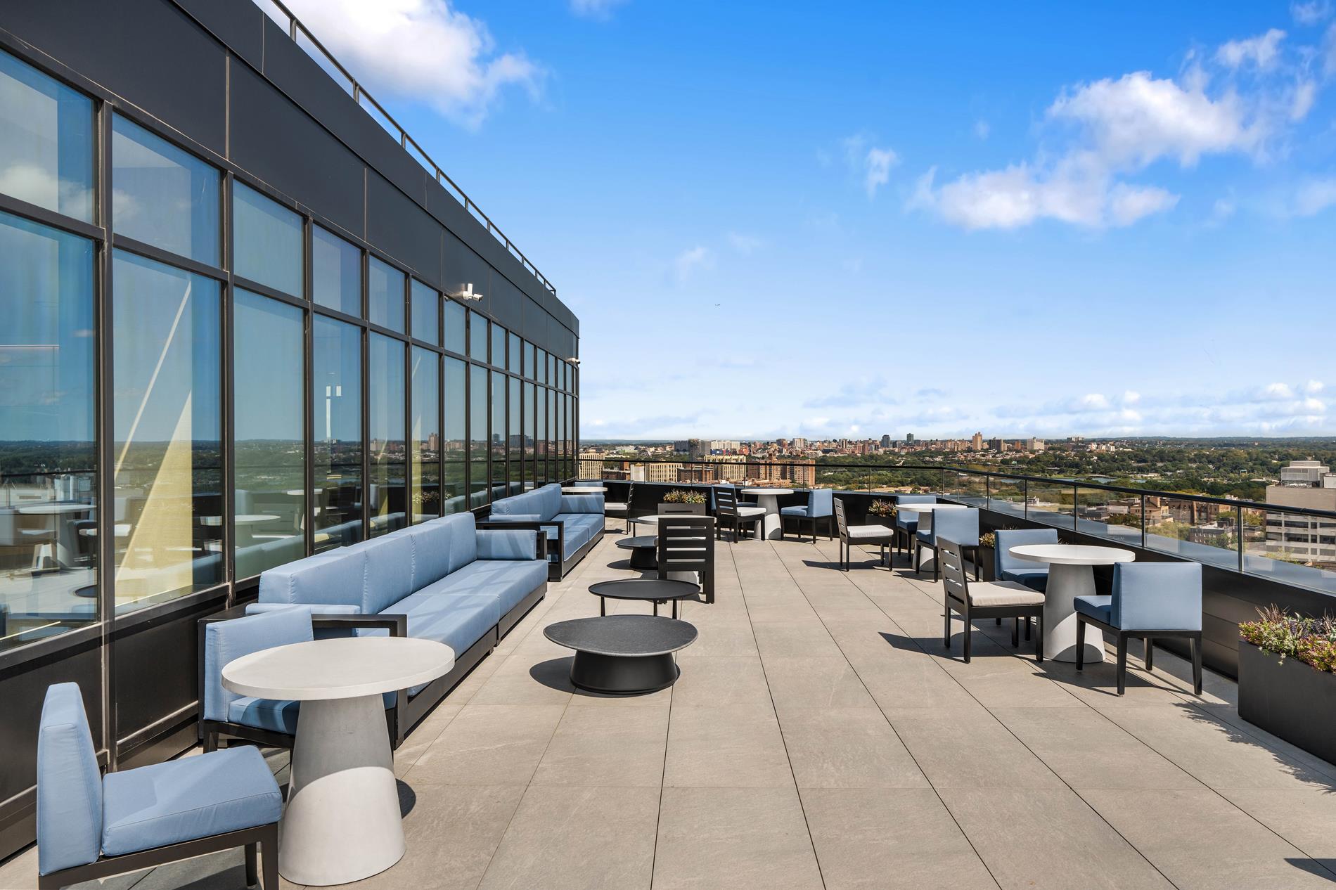 98-81 Boulevard 3-L