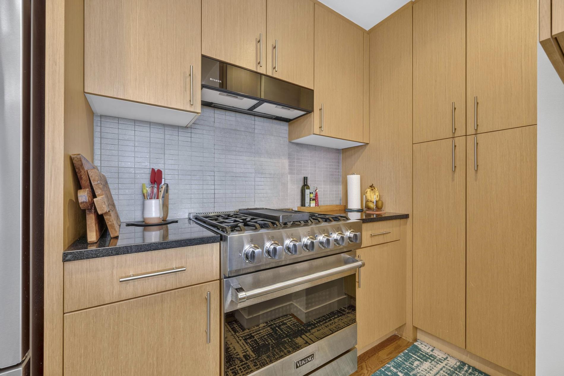 48-15 11th Street 2G