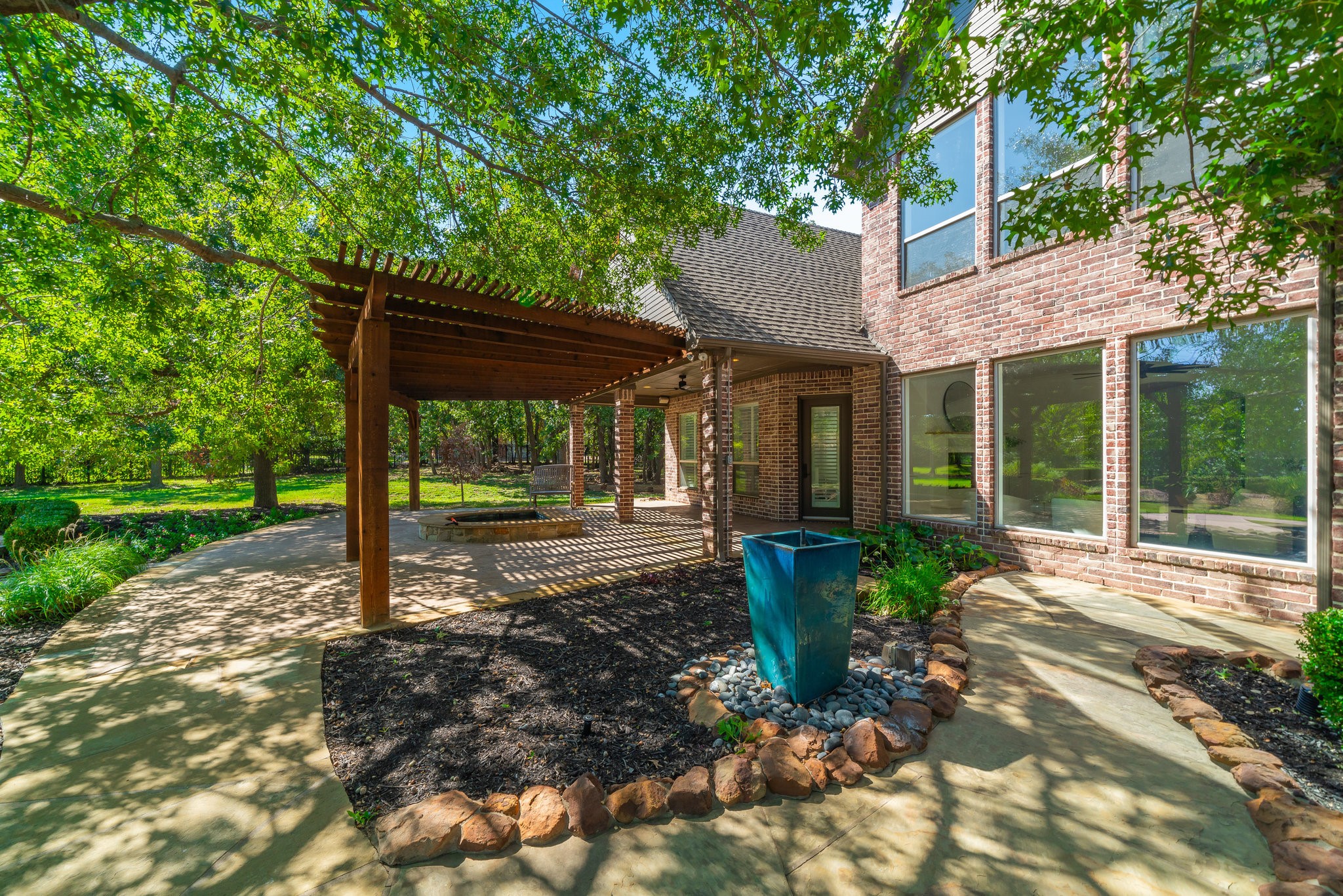 1241 Kentucky Derby Drive