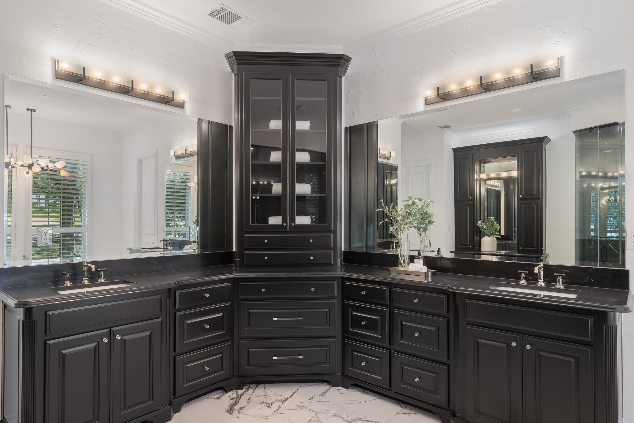 1241 Kentucky Derby Drive