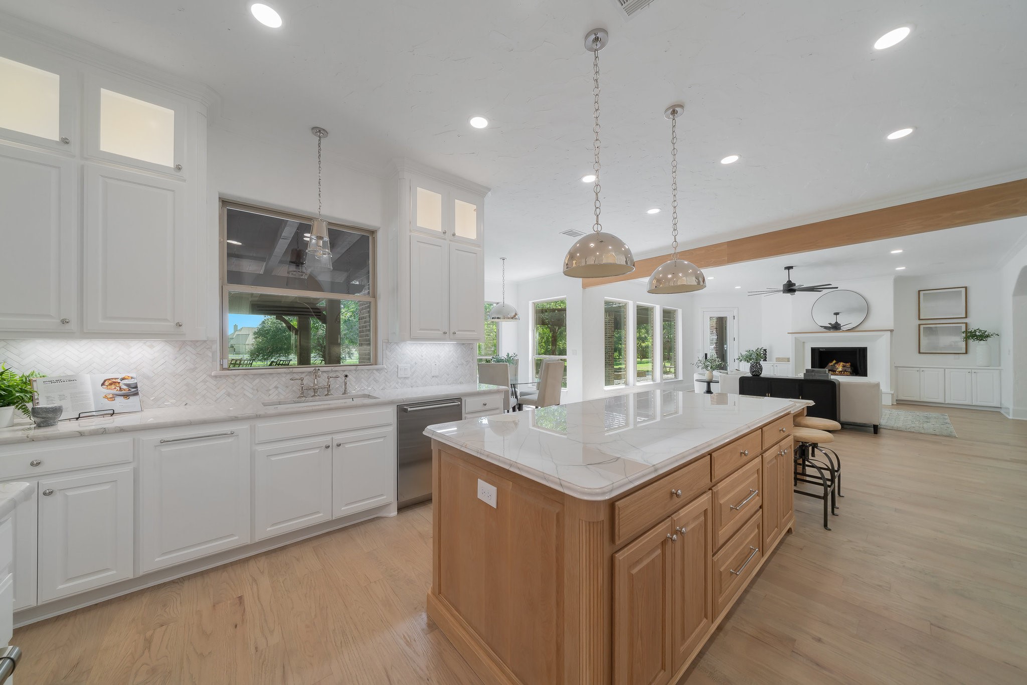 1241 Kentucky Derby Drive