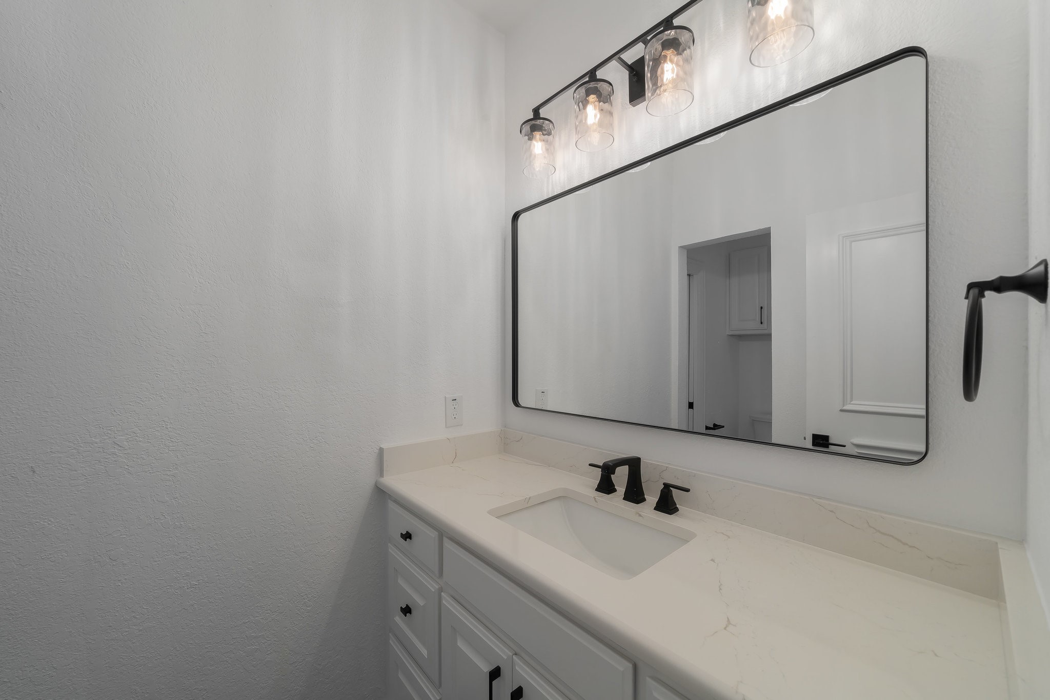 1241 Kentucky Derby Drive