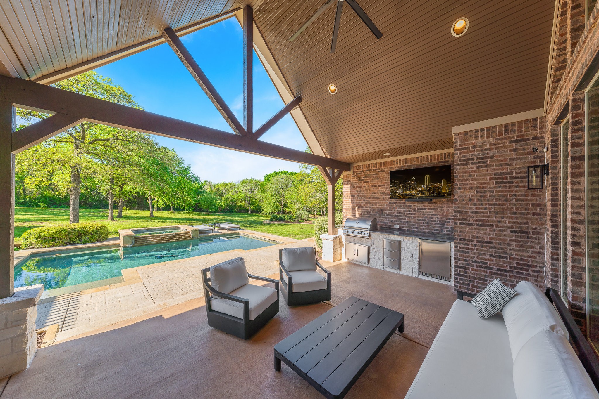 2036 Briar Hill Road