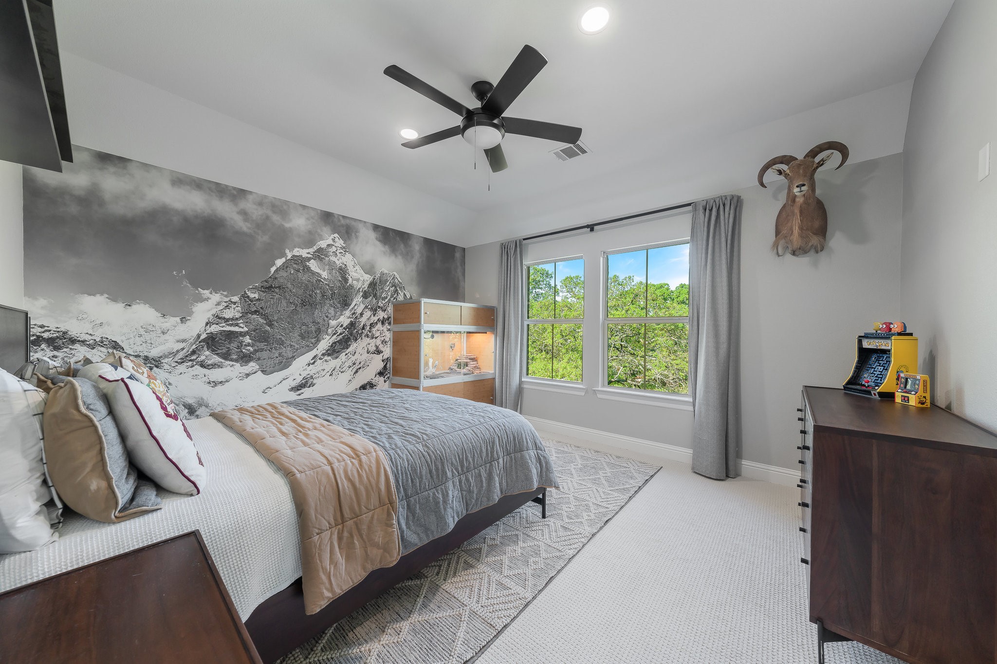 2036 Briar Hill Road