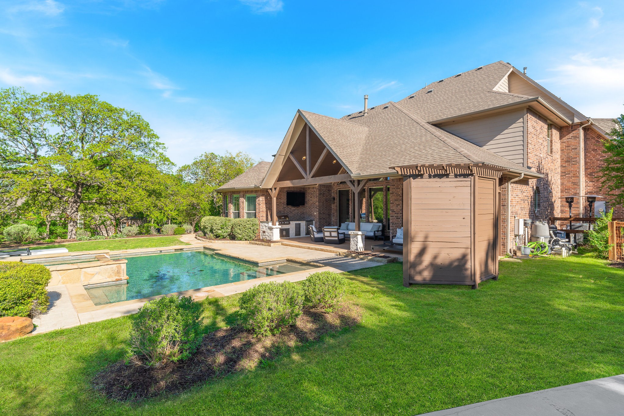 2036 Briar Hill Road