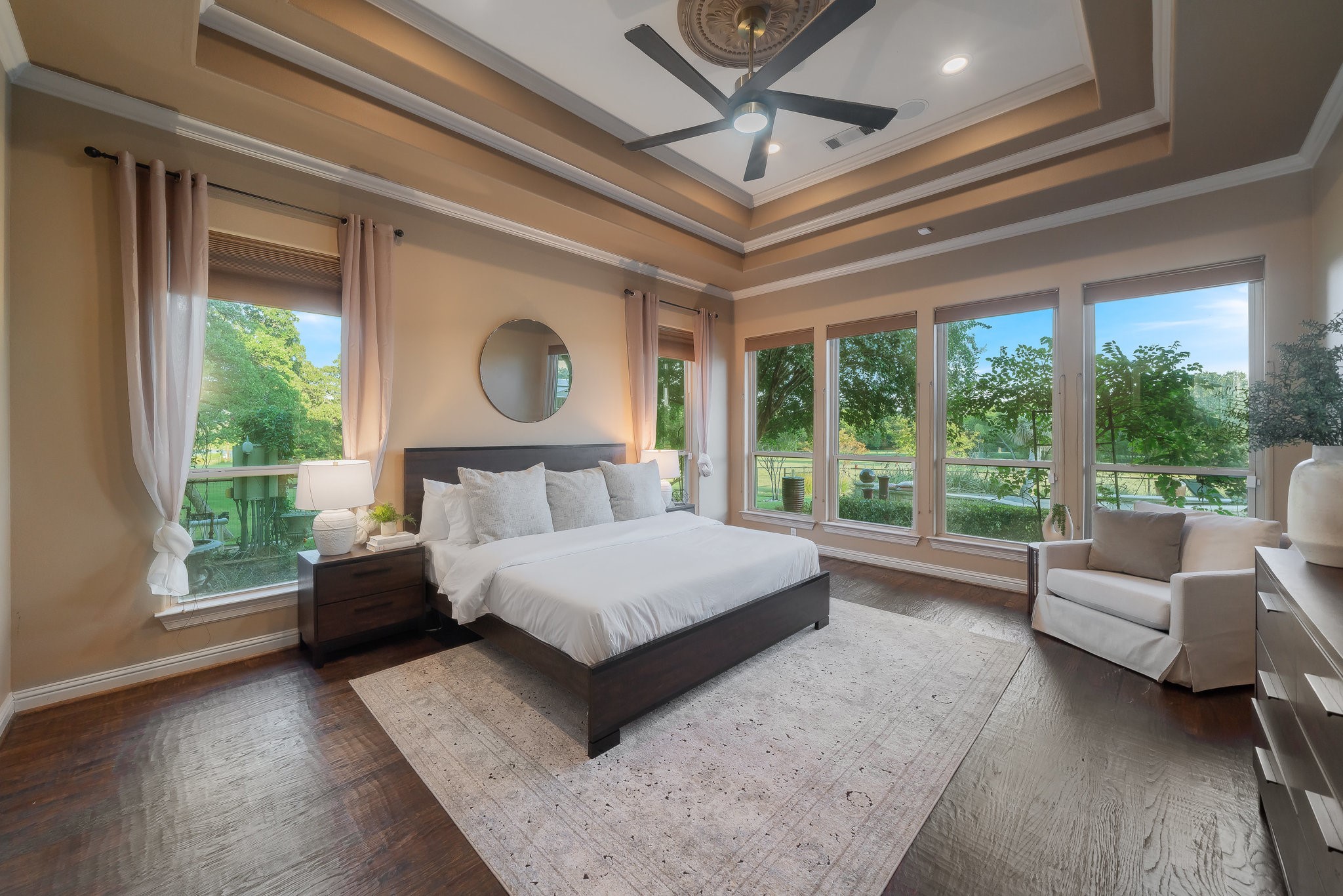 525 Skyline Drive
