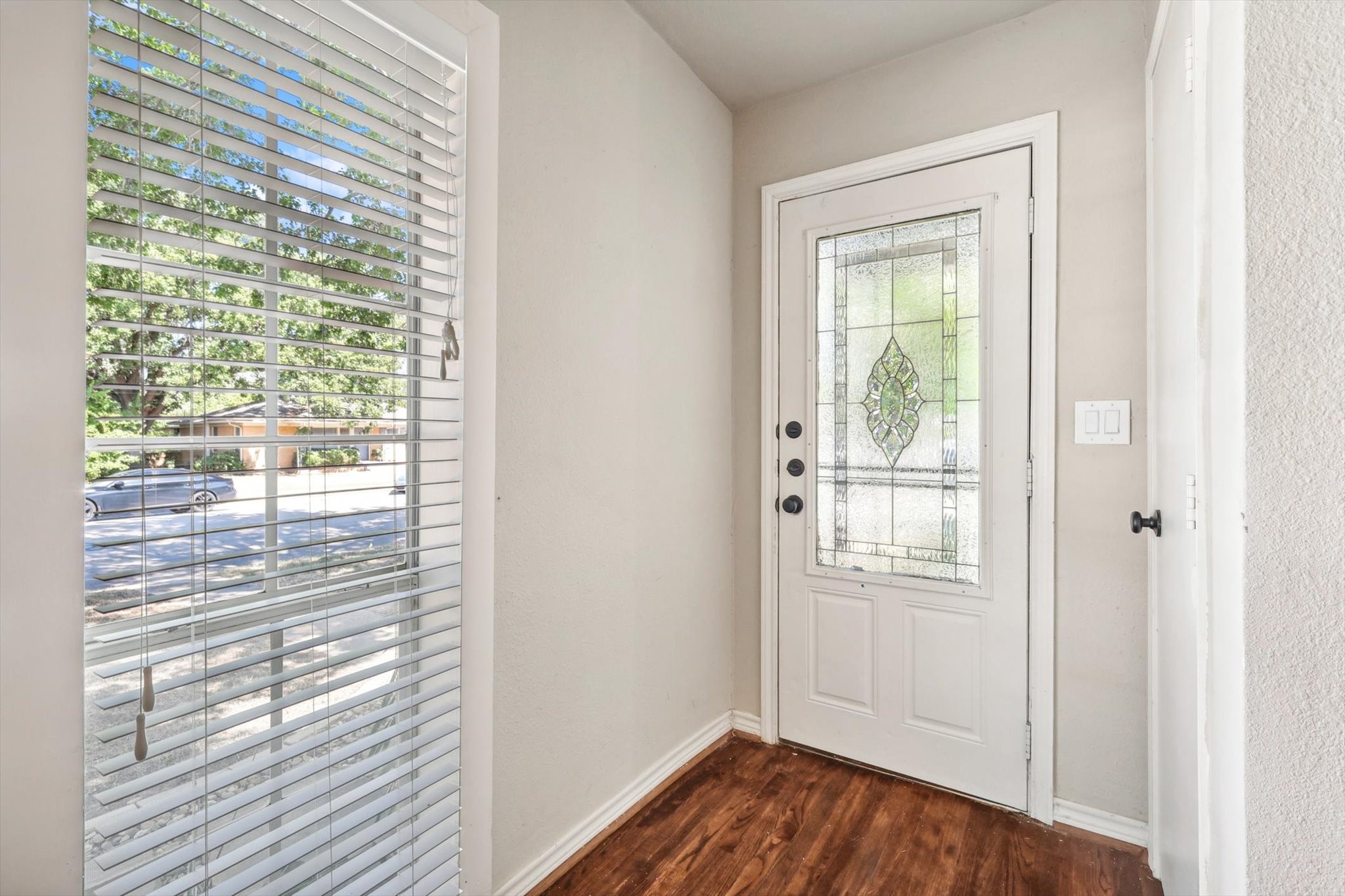 1209 Broadway Street