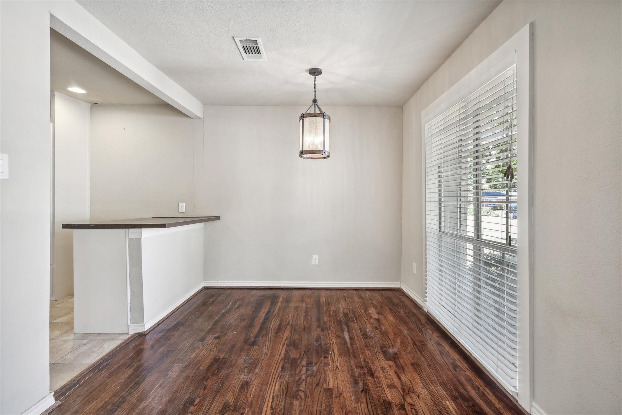 1209 Broadway Street