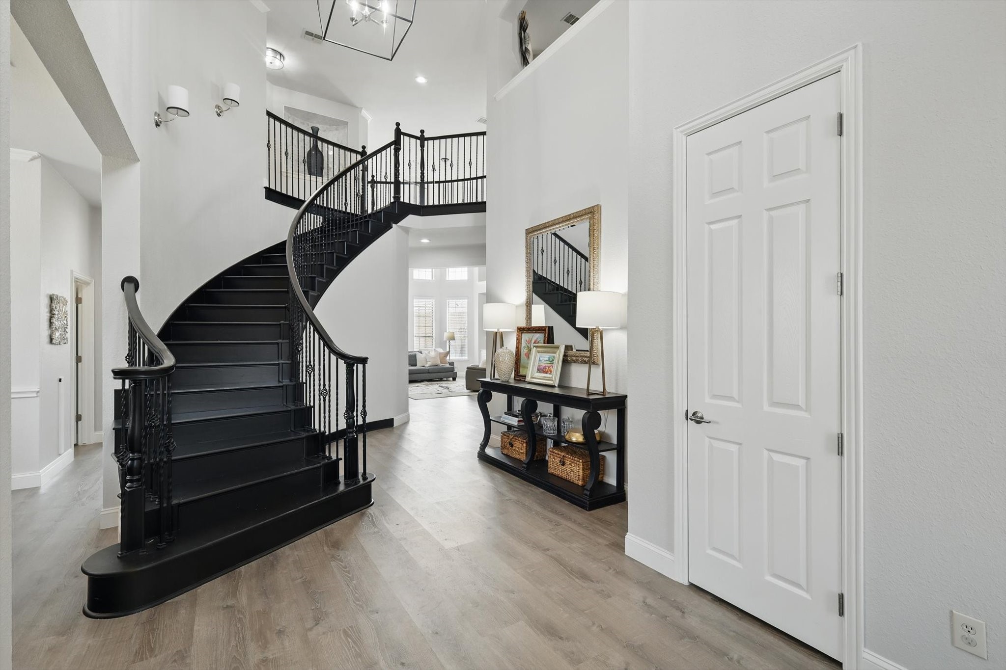 5920 Cripple Creek Trail