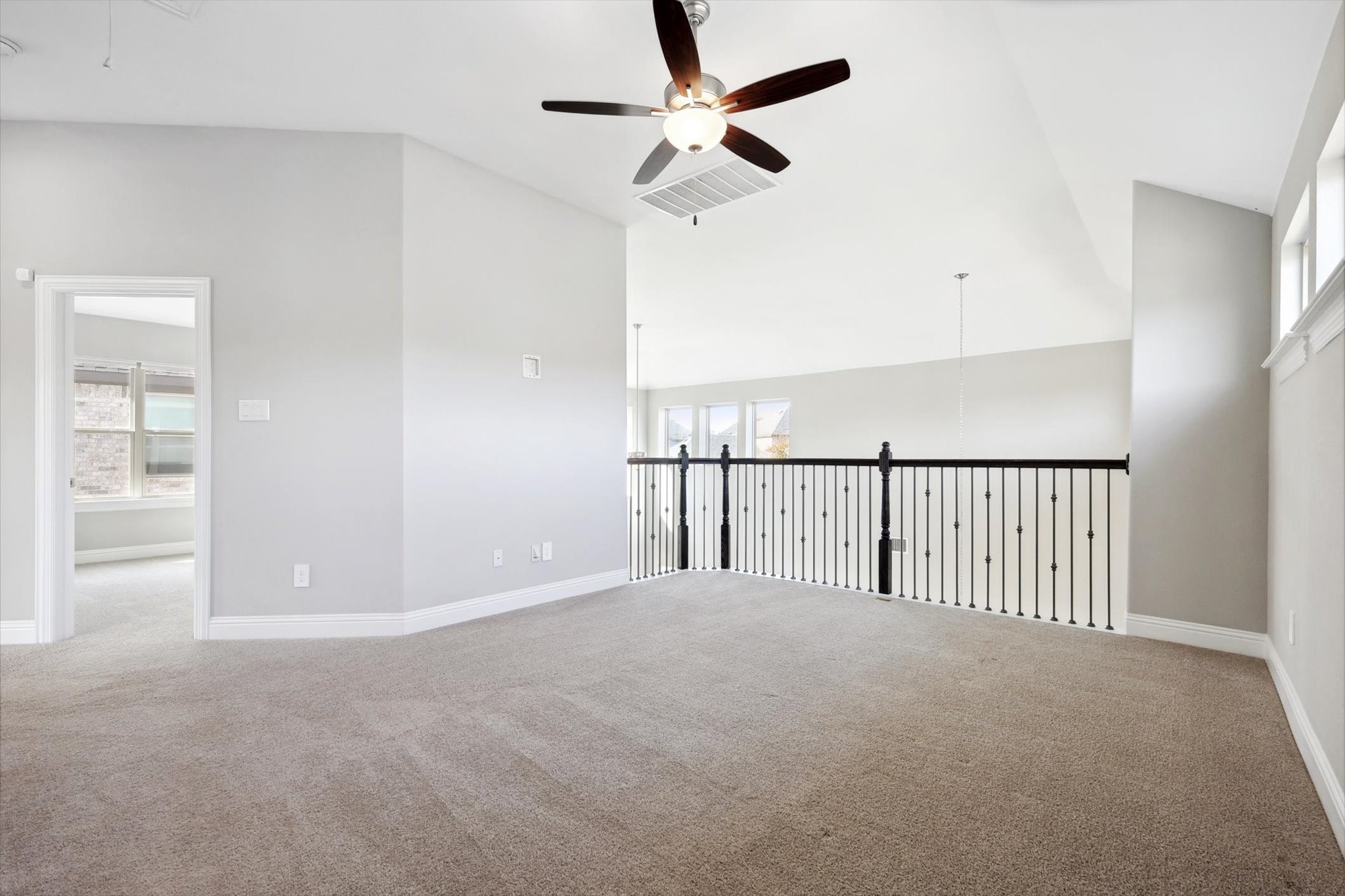 727 Waterbrook Parkway