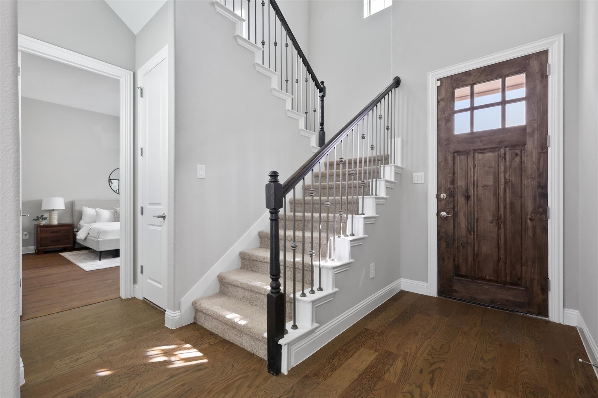 727 Waterbrook Parkway