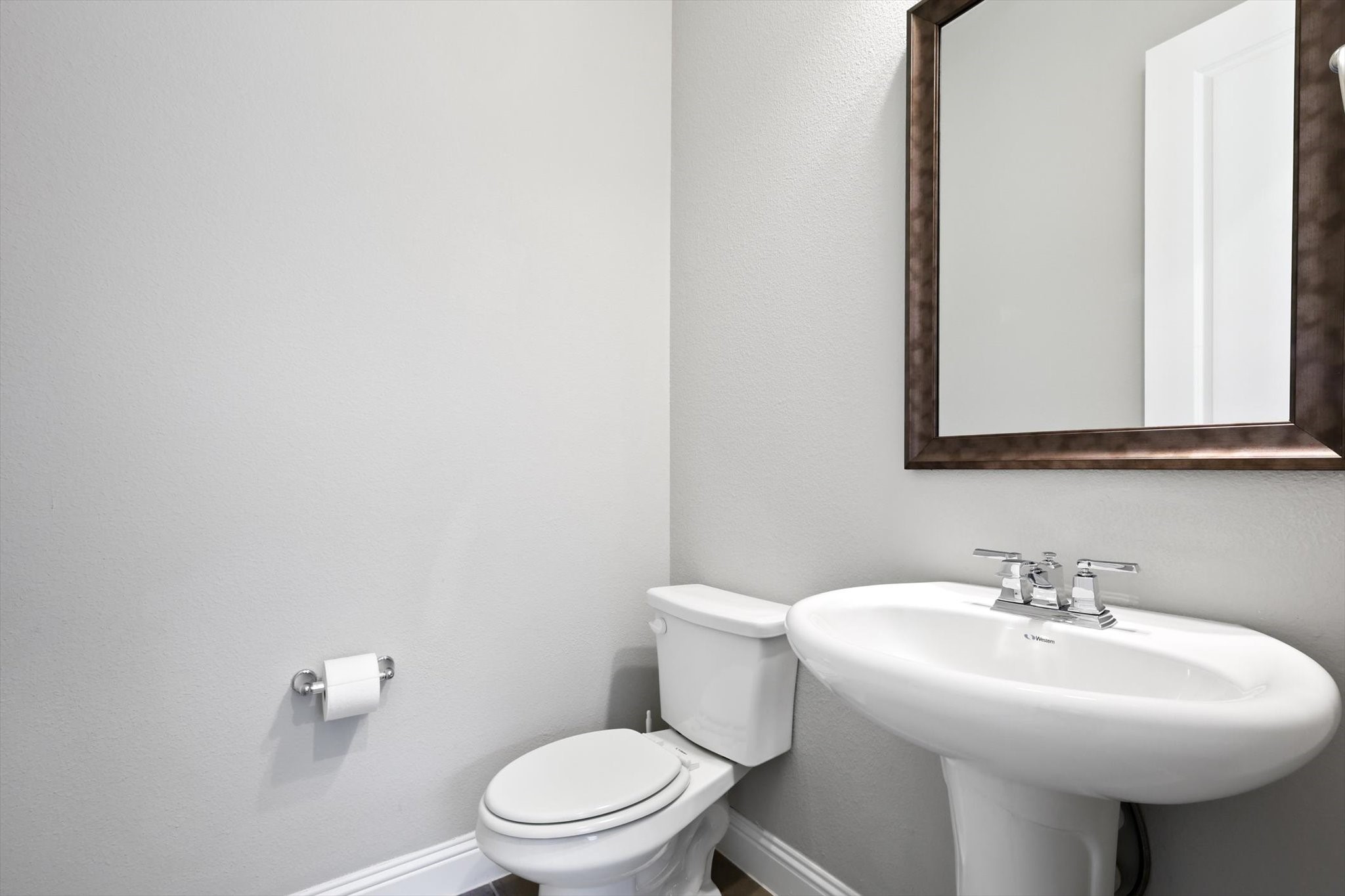 727 Waterbrook Parkway