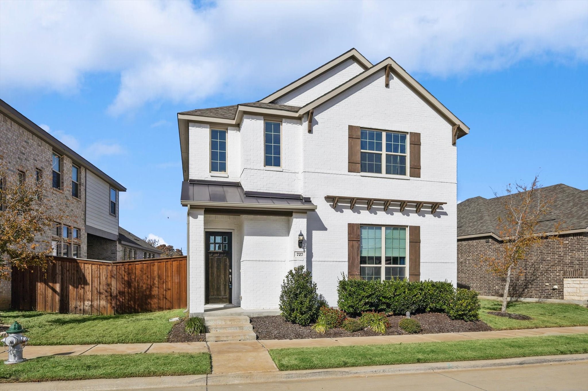 727 Waterbrook Parkway