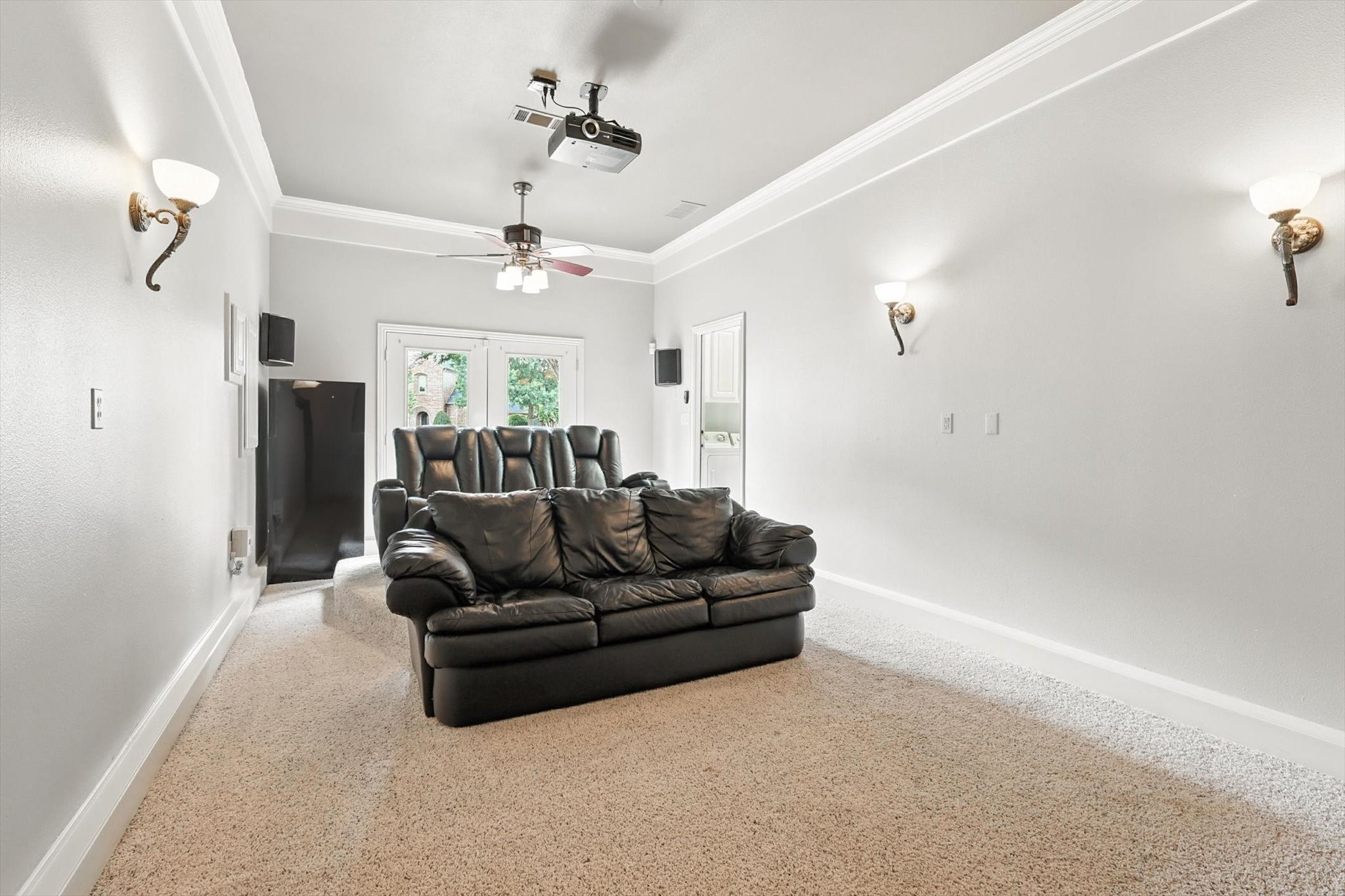 1100 Fontaine Drive