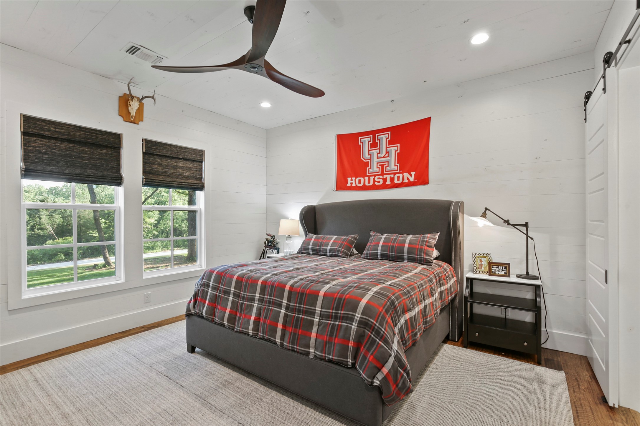 901 Thornridge Circle